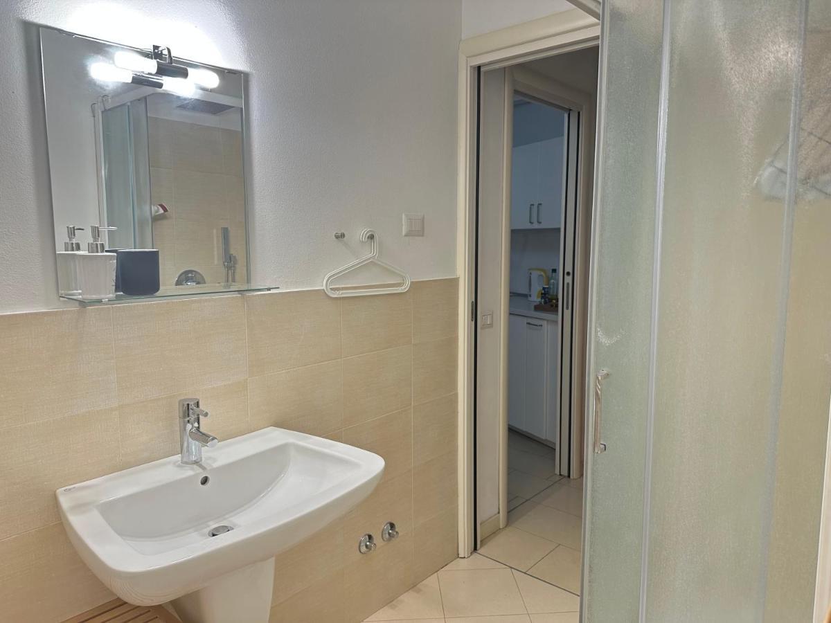 Feel - Accademia Carrara Apartment Bergamo Bagian luar foto